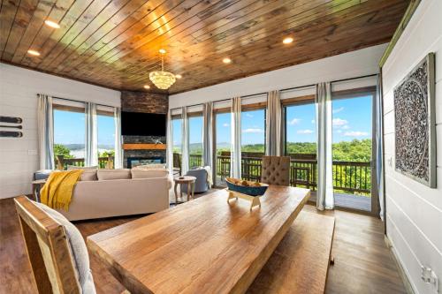 Lake View Serenity Pool Beach Hot Tub Games Lake View Serenity Pool Beach Hot Tub Games