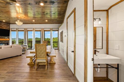 Lake View Serenity Pool Beach Hot Tub Games Lake View Serenity Pool Beach Hot Tub Games