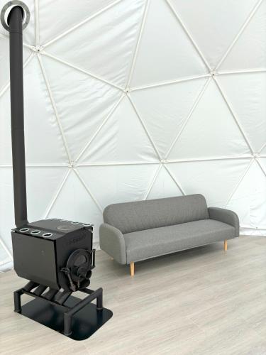Bubble House glamping telk in Kiruvere
