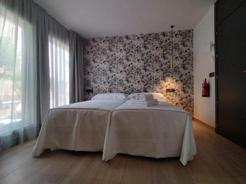 Plaza Rooms