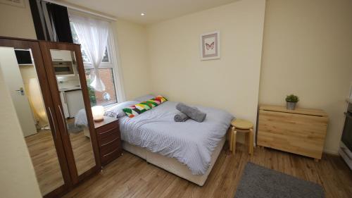 Studio 20 Ash, Londra