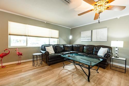 Backyard Oasis, Game Room, Boat Parking, & Short Drive to AMI! in Bradenton, USA