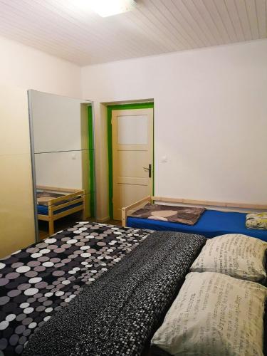 Chillax Rooms - image 4