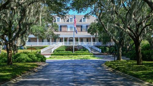 Sue's Way at Peace Vacations villa by Peace Vacations in Debidue Island (SC)