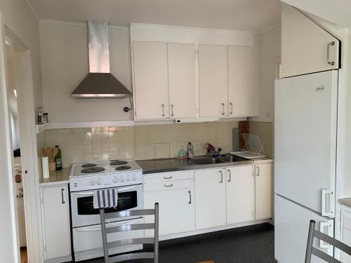 ห้องครัว, Good spacious apartment in a central location in บูโรส