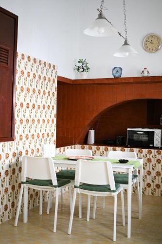 Traditional & Cosy Apartment Batsi, Batsi (fotografie 4)