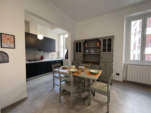 Casa Redona - nuovo elegante loft free wifi 4 pax, Bergamo (Foto 9)