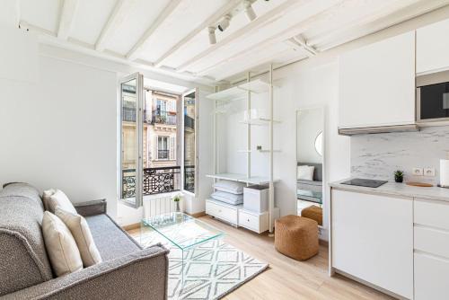 GuestReady - Charmant studio lumineux à Paris, Paryż