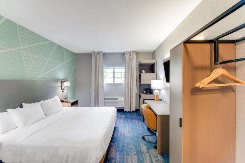 Baymont by Wyndham Weston - image 8