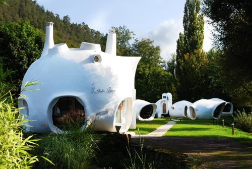 . Bulles de l'eau vive - Motel