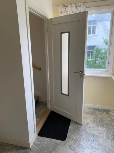 ทางเข้า, Good spacious apartment in a central location in บูโรส