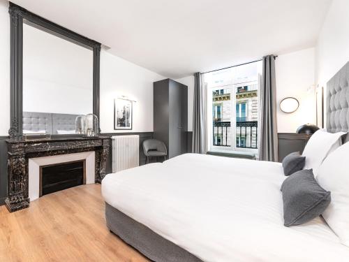 LivinParis - Luxury AC 3 Bedrooms Le Louvre I - image 10