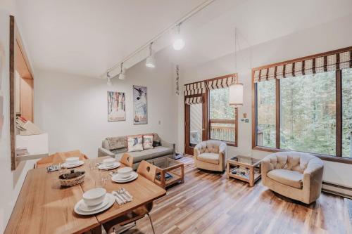 91SW - Wi-Fi - Pets Ok - Sleeps 6 condo, Glacier (foto 3)