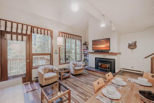 91SW - Wi-Fi - Pets Ok - Sleeps 6 condo, Glacier (foto 5)