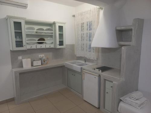 Vaggos studios, Ios (Chora) (zdjęcie 5)