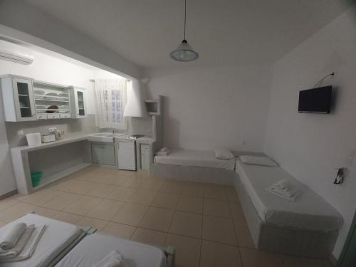 Vaggos studios, Ios (Chora) (zdjęcie 9)