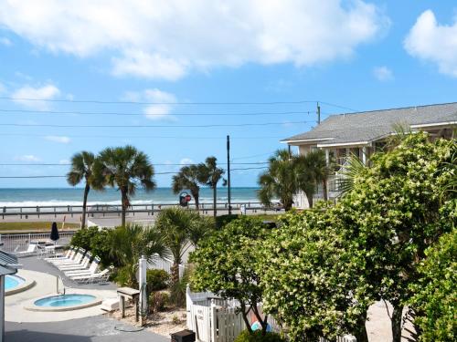 Summer Breeze Condominium 211 - image 2