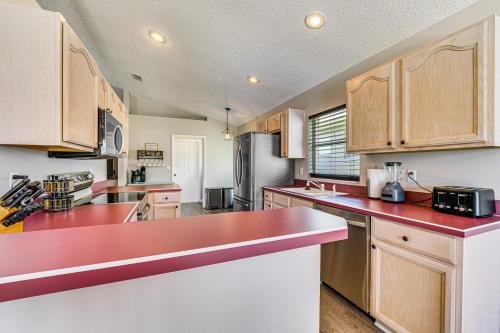 Haines City Haven with Heated Pool and Screened Lanai! in Haines City, USA