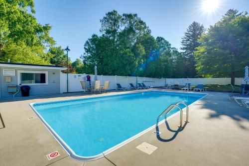 Charming South Haven Condo Less Than 1 Mi to Beach! in South Haven, USA