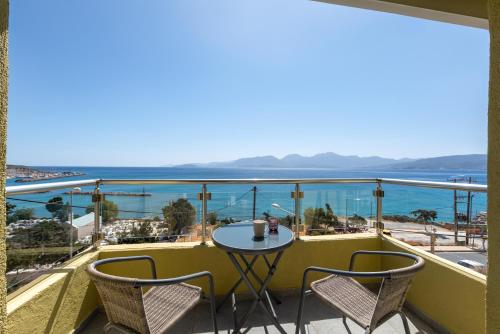 Sunlit & Sunny Rose Villas, Agios Nikolaos (foto 6)