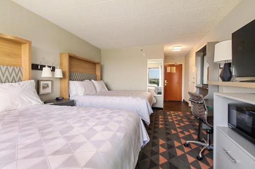 Holiday Inn Chicago Nw Crystal Lk Conv Ctr by IHG in Crystal Lake, USA