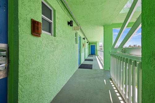 Oceanfront Inn, Private Balcony, 2 Full Beds #16 in Fort Pierce, USA