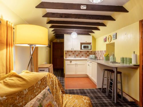 Holiday Home Sunflower Cottage by Interhome in Aberchirder