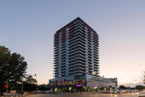 Monaco Grand Apartments - image 9
