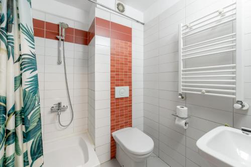 Monaco Grand Apartments - image 12