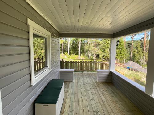 陽台/露台, Koselig hytte i skogen in 夏洛滕貝格