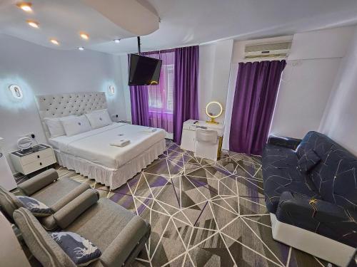 Amethyst House - image 14