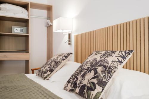 Triple Room - Village Side