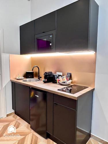Luxurious Apartment - Seaside - Spa Bath - WiFi - AC, Nicea (zdjęcie 6)
