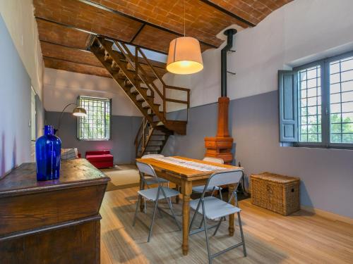 Holiday Home Legno by Interhome in Lorencana