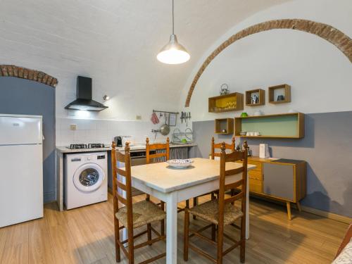 Holiday Home Legno by Interhome in Lorencana