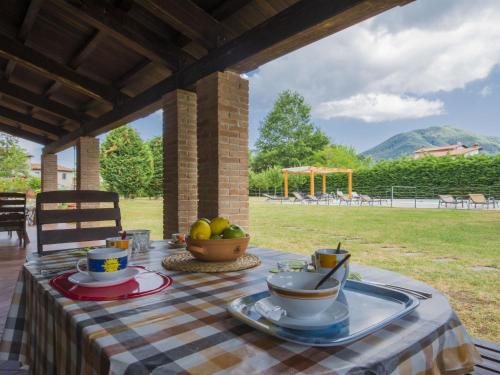 Holiday Home La Fenice - 08 pax by Interhome in Camporgiano