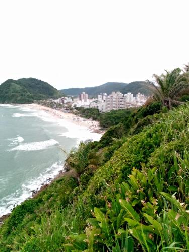 グアルジャ Nao facam reservas eles reabrem as datas porem nao esta disponivel 2つ星 シングルルーム ロビー