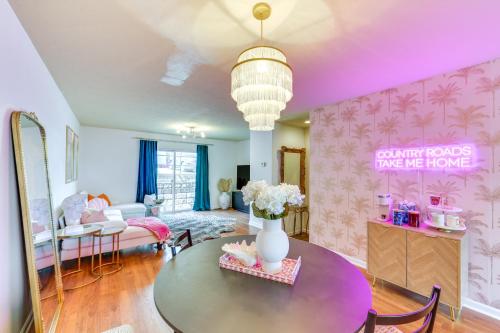 Chic Morgantown Vacation Rental - 2 Mi to WVU! in Morgantown, USA
