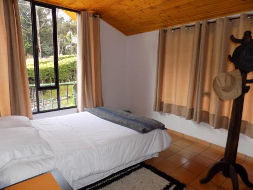 Cabanas Refugio del cerro in Llano Alarcon-Aquitania