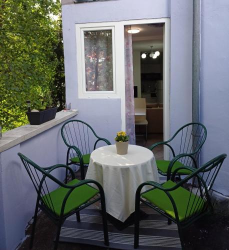 阳台/露台, Zen3 Studio app in 比哈奇