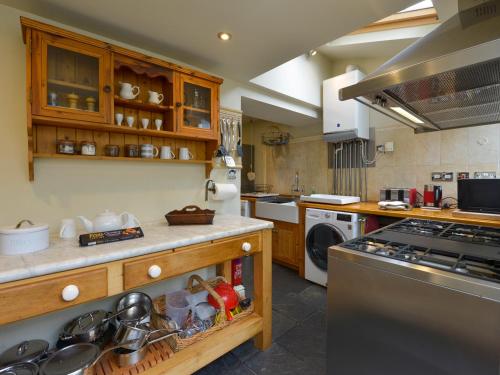 Exterior view, 11 The Village in Buckland Monachorum