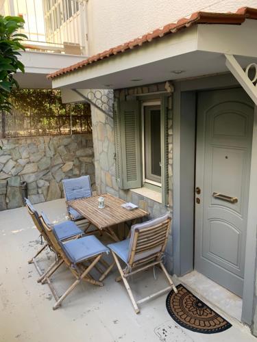 Dori's Seaside Apartment, Athènes
