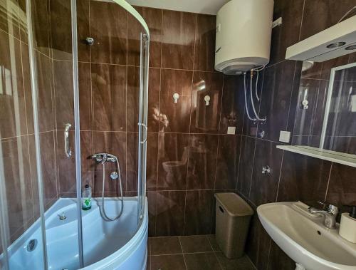Guesthouse Lole - image 5