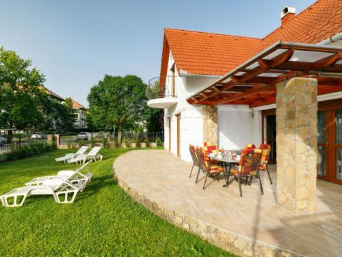 Holiday Home Lavender by Interhome in บาลาตอนเซเมส