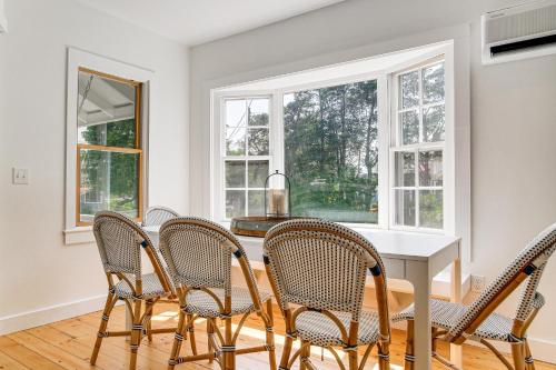 Pocasset Home with Kayaks and Bikes Walk to 2 Beaches in Pocasset, USA