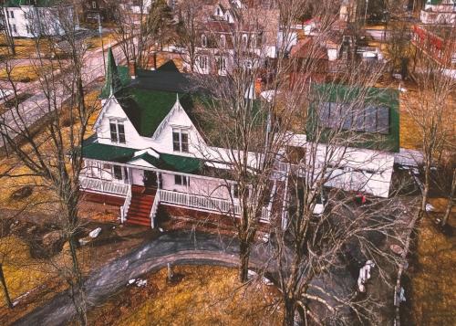 A szálláshely kívülről, Gillespie House Inn in Parrsboro (NS)