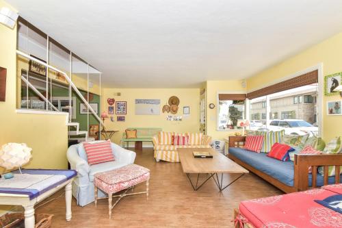 319 Coronado in Newport Beach, USA