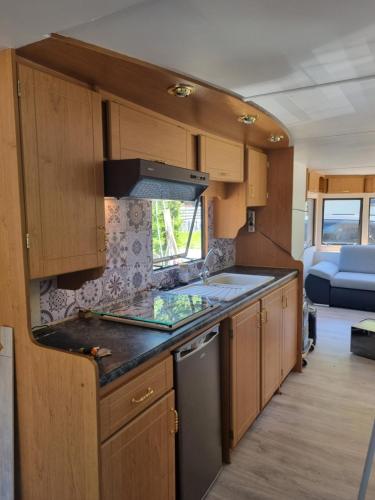 Le Petit Écrin, caravane résidentielle gîte à louer Derrière Spai