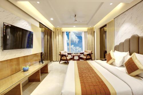 room detail thumbnail 0