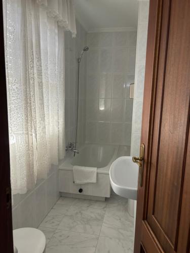 Hotel Xacobeo - image 10